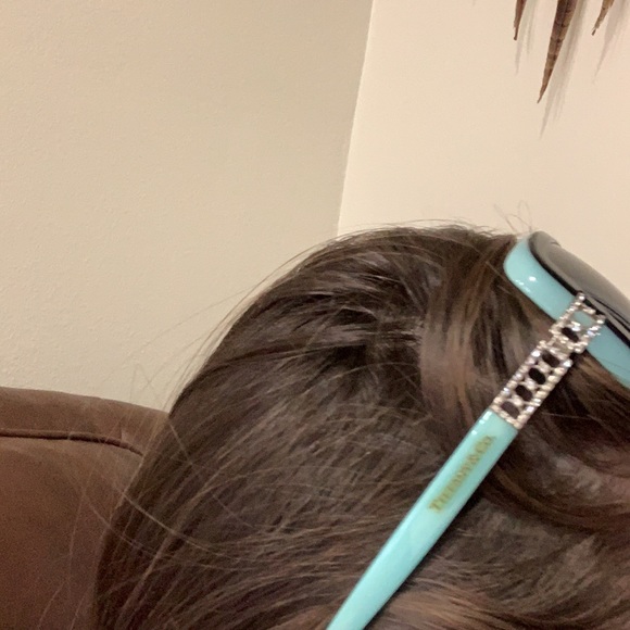 Bad Ass Tiffany Sunglasses 🕶 - Picture 8 of 8